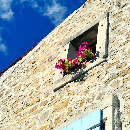 Ruine-Motovun Kh Villa Exterior foto